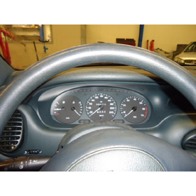 Cockpit Renault Megane (BA/SA) (1995 - 2003) Hatchback 1.6i ,Easy (K7M-703)