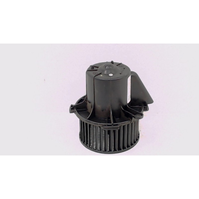 Lüftermotor Heizung Peugeot 307 SW (3H) (2004 - 2008) Combi 1.6 HDiF 110 16V (DV6TED4/FAP(9HZ))