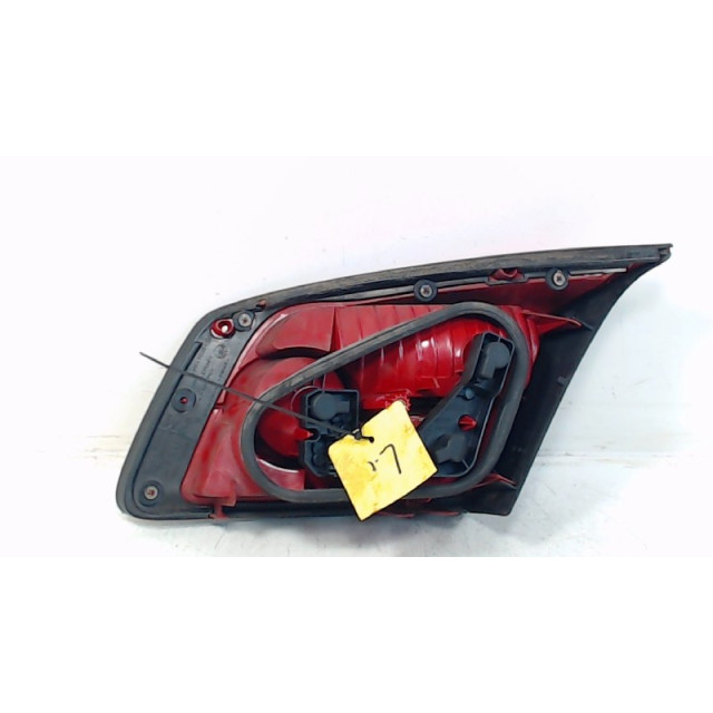 Rücklicht hinten Kofferraumdeckel links Renault Vel Satis (BJ) (2002 - 2009) MPV 2.2 dCi 150 16V (G9T-702)