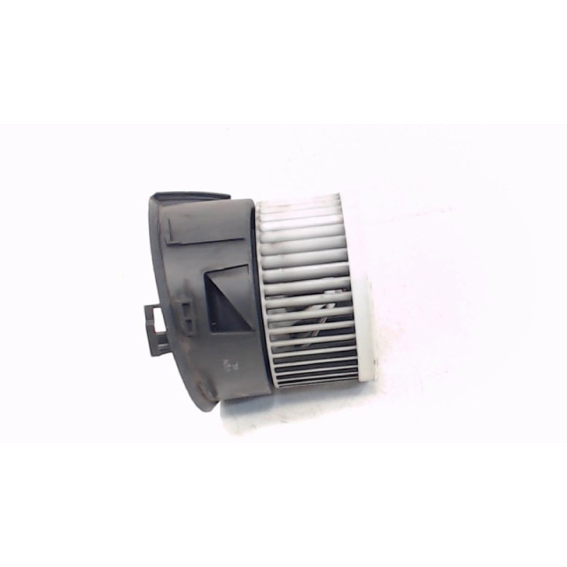 Lüftermotor Heizung Peugeot 407 SW (6E) (2004 - 2010) Combi 2.0 HDiF 16V (DW10BTED4(RHR))