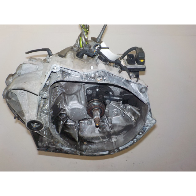 Getriebe automatisch Peugeot 3008 I (0U/HU) (2013 - 2016) MPV 1.6 HDiF 16V (DV6C(9HD))