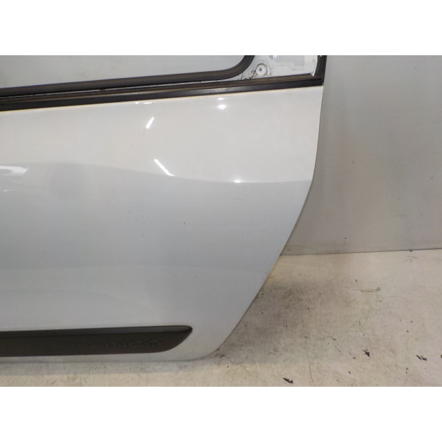 Linke hintere Tür Renault Twingo III (AH) (2014 - Präsens) Hatchback 5-drs 1.0 SCe 70 12V (H4D-400(H4D-A4))