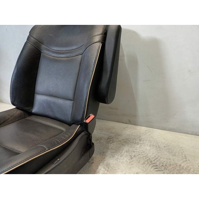 Beifahrersitz Renault Espace (JK) (2011 - 2015) MPV 2.0 dCi 16V 175 FAP (M9R-859)