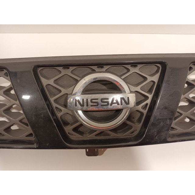 Grill Nissan/Datsun X-Trail (T30) (2001 - 2013) SUV 2.0 16V 4x2 (QR20DE)
