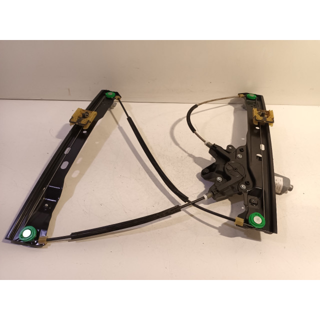 Elektrisch betriebene Fensterhebermechanismus vorne links Ford C-Max (DXA) (2010 - 2014) MPV 1.6 SCTi 16V (JQDA)