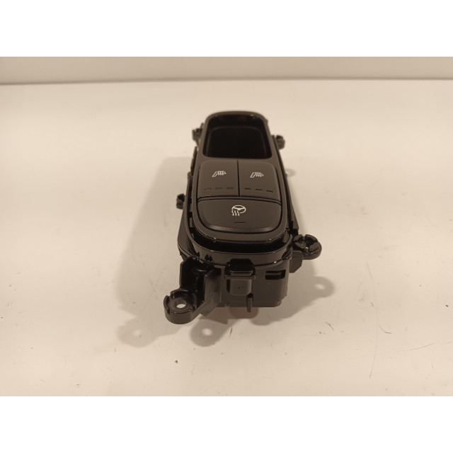 Schalter zur Sitzheizung Kia Niro I (DE) (2016 - 2022) SUV 1.6 GDI Hybrid (G4LE)