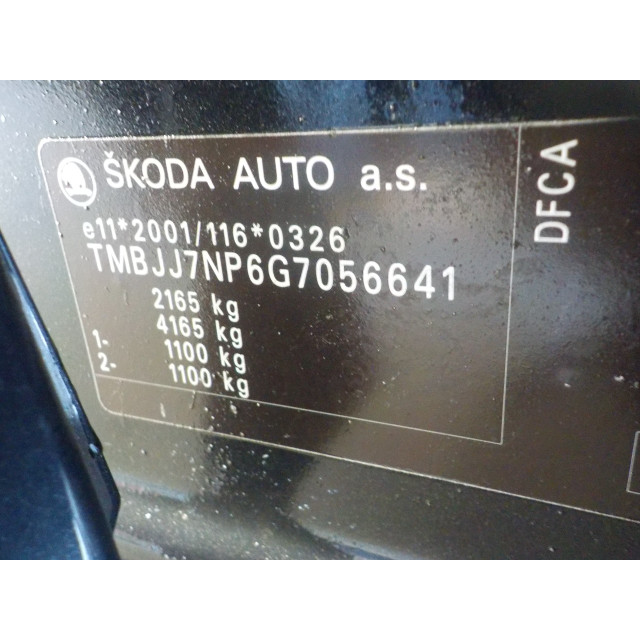 Gasdruckfeder hinten rechts Skoda Superb Combi (3V5) (2015 - Präsens) Combi 2.0 TDI (DFCA)