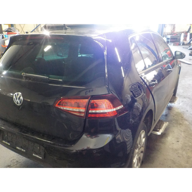 Sicherheitsgurt rechts hinten Volkswagen Golf VII (AUA) (2014 - 2020) Hatchback 1.4 GTE 16V (CUKB)