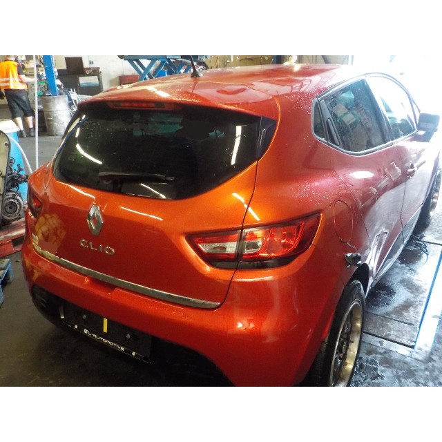 Rechter hinterer Türgriff Renault Clio IV (5R) (2012 - 2015) Hatchback 1.2 16V GPL (D4F-740(D4F-D7))