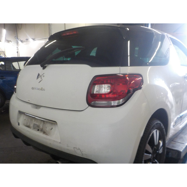 Multifunktionale Anzeige Citroën DS3 (SA) (2009 - 2015) Hatchback 1.6 e-HDi (DV6DTED(9HP))