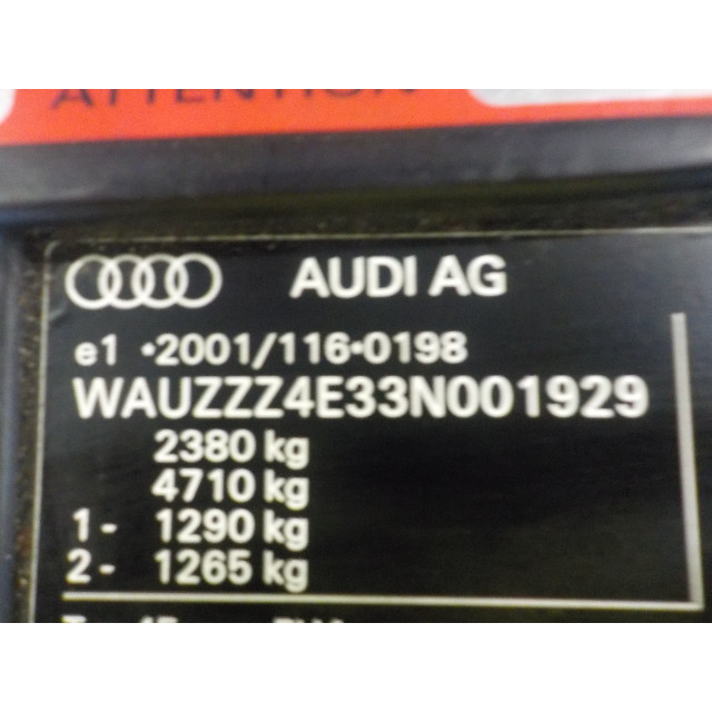 Verstrebung hinten rechts Audi A8 (D3) (2002 - 2006) A8 Quattro (4E) Sedan 4.2 V8 40V (BFM)