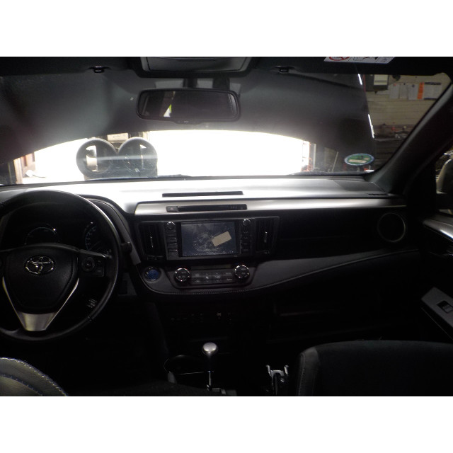 Bremsflüssigkeitsbehälter Toyota RAV4 (A4) (2015 - 2019) Terreinwagen 2.5 Hybrid 16V VVT-i 4x2 (2ARFXE(Euro 6))