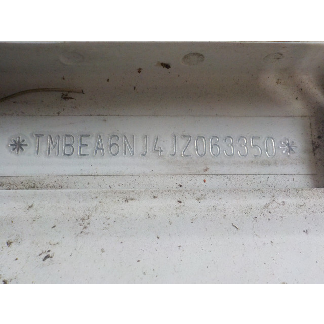 Fensterhebermechanismus hinten rechts Skoda Fabia III (NJ3) (2014 - 2021) Hatchback 5-drs 1.0 12V (CHYA)