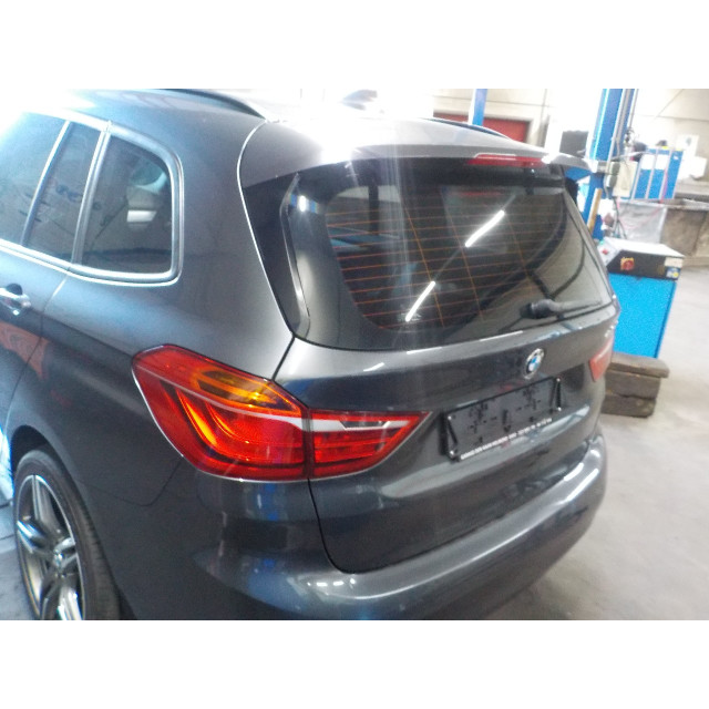 Bremsflüssigkeitsbehälter BMW 2 serie Gran Tourer (F46) (2015 - Präsens) MPV 216d 1.5 TwinPower Turbo 12V (B37-C15A)