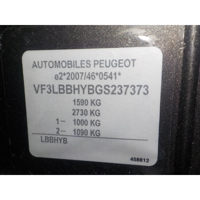 Tankklappe Peugeot 308 (L3/L8/LB/LH/LP) (2014 - 2021) Hatchback 1.6 BlueHDi 100 (DV6FD(BHY))