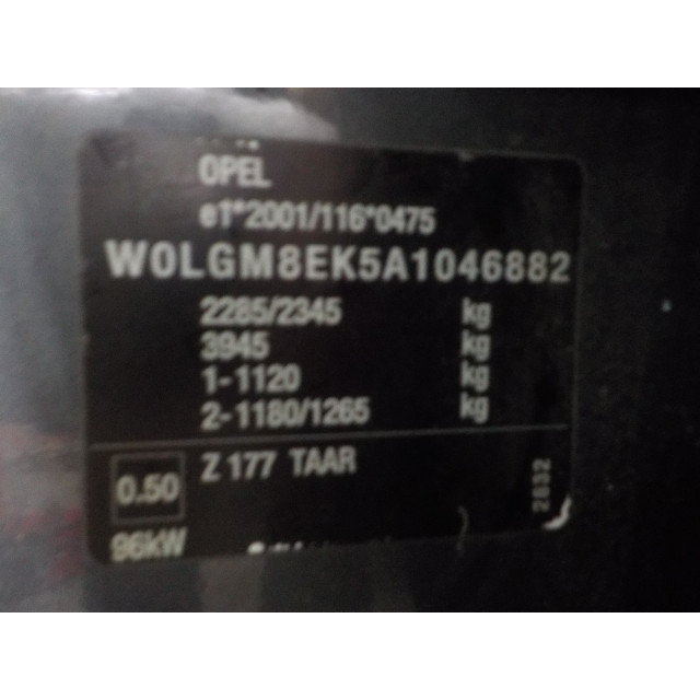 Vorderkante Verriegelungsplatte Opel Insignia Sports Tourer (2008 - Präsens) Combi 2.0 CDTI 16V 130 ecoFLEX (A20DTJ)