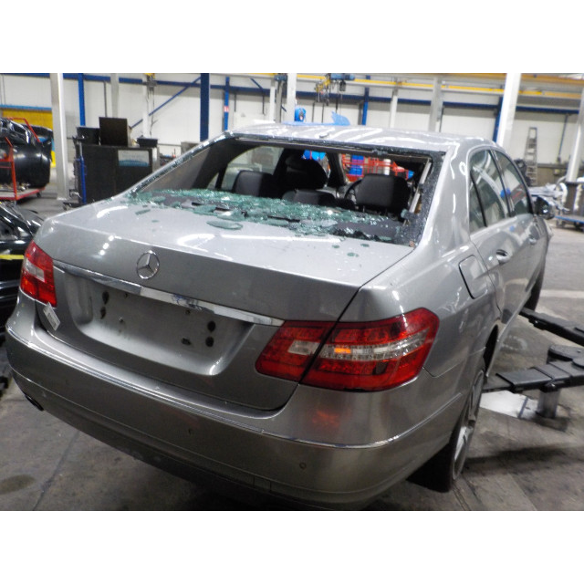 Sicherheitsgurt rechts hinten Mercedes-Benz E (W212) (2009 - 2011) Sedan E-350 CGI V6 24V BlueEfficiency (M272.983)