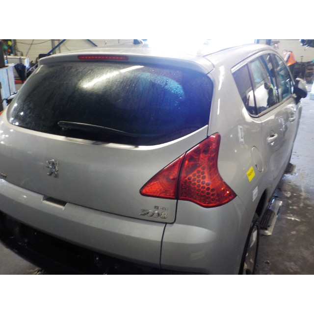 Zwischenkühler Peugeot 3008 I (0U/HU) (2013 - 2016) MPV 1.6 HDiF 16V (DV6C(9HD))