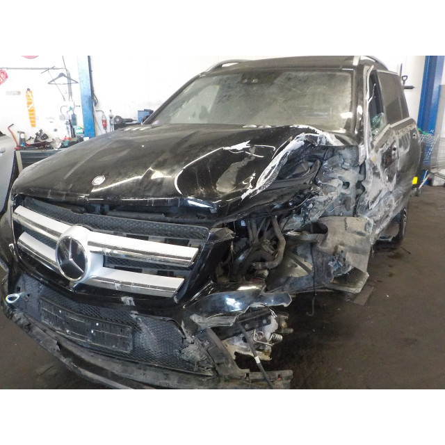 Navigationsanzeige Mercedes-Benz GL (X166) (2012 - 2015) SUV 4.7 GL 550 BlueEFFICIENCY V8 32V 4-Matic (M278.928(Euro 5))