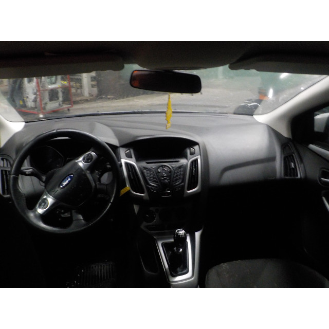 Multimedia Bedienkonsole Ford Focus 3 Wagon (2012 - 2018) Combi 1.6 TDCi ECOnetic (NGDB)