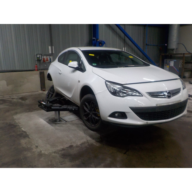 Schleifring Opel Astra J GTC (PD2/PF2) (2011 - 2018) Hatchback 3-drs 1.4 Turbo 16V ecoFLEX 140 (A14NET(Euro 5))