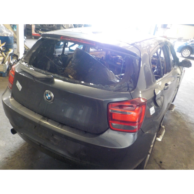 Querlenker links hinten oben BMW 1 serie (F20) (2011 - 2015) Hatchback 5-drs 116i 1.6 16V (N13-B16A)