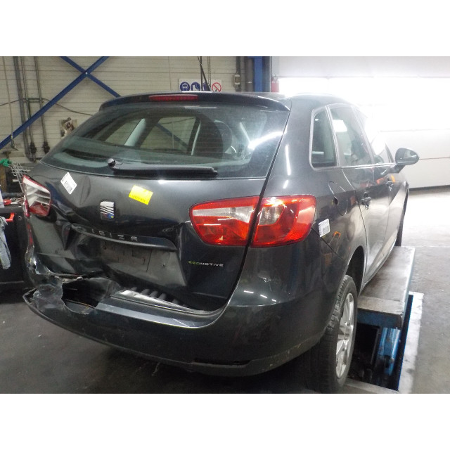 Tragarm links vorne Seat Ibiza ST (6J8) (2010 - 2015) Combi 1.2 TDI Ecomotive (CFWA)