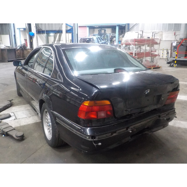 Getriebe manuell BMW 5 serie (E39) (1995 - 2000) Sedan 523i 24V (M52-B25(256S3))