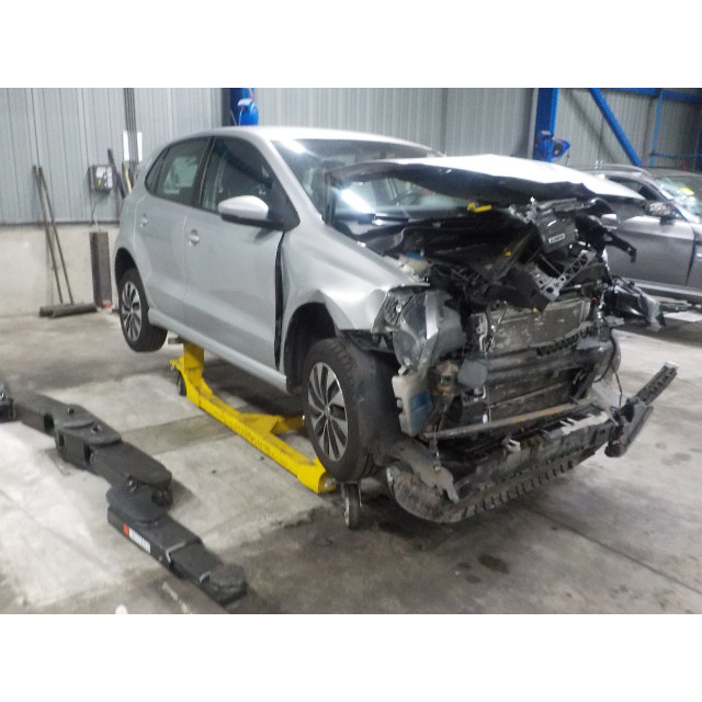 ABS-Pumpe Volkswagen Polo V (6R) (2014 - 2017) Hatchback 1.4 TDI (CUSA(Euro 6))