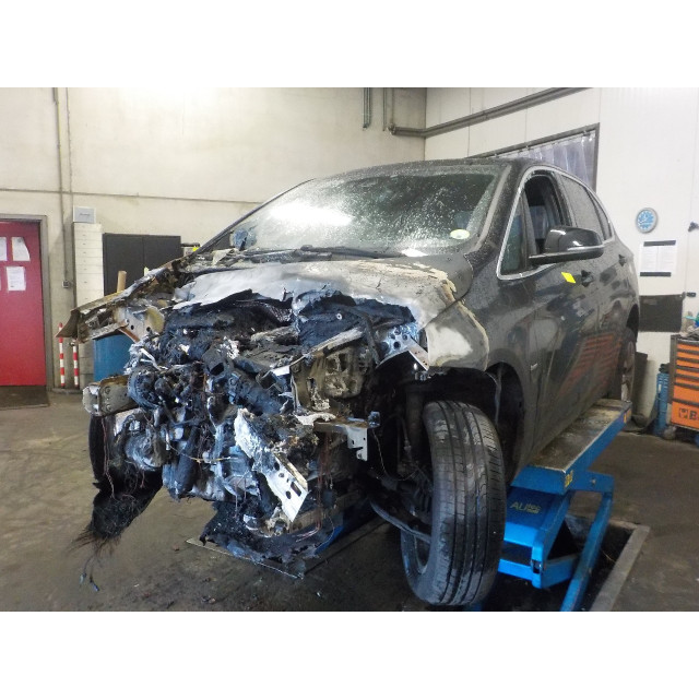 Airbag-Modul BMW 2 serie Active Tourer (F45) (2014 - 2018) MPV 214d 1.5 12V (B37-C15A)