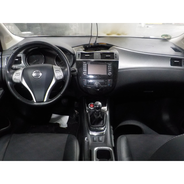Schalter zur Sitzheizung Nissan/Datsun Pulsar (C13) (2013 - Präsens) Hatchback 1.6 GT DiG-T 16V (MR16DDT(Euro 5))
