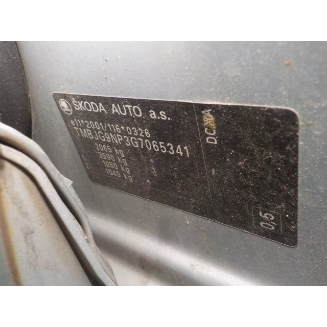 Kondensator für Klimaanlage Skoda Superb Combi (3V5) (2015 - Präsens) Combi 1.6 TDI (DCXA)