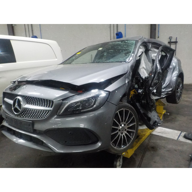 Steuergerät Zentralverriegelung Mercedes-Benz A (W176) (2012 - 2018) Hatchback 1.6 A-180 16V (M270.910)
