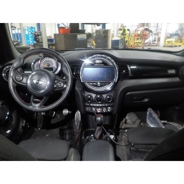 Getriebe manuell Mini Mini (F55) (2013 - Präsens) Hatchback 5-drs 1.5 12V Cooper (B38A15A)