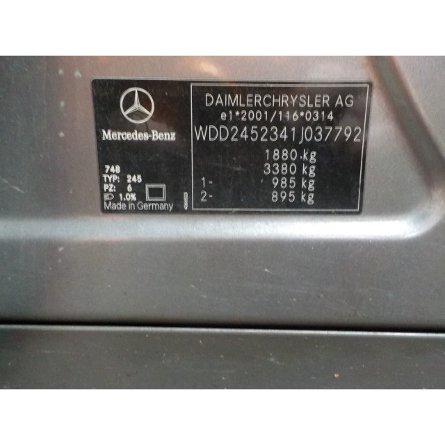 Rechter Kotflügel Mercedes-Benz B (W245/242) (2005 - 2011) Hatchback 2.0 B-200 16V Turbo (M266.980)