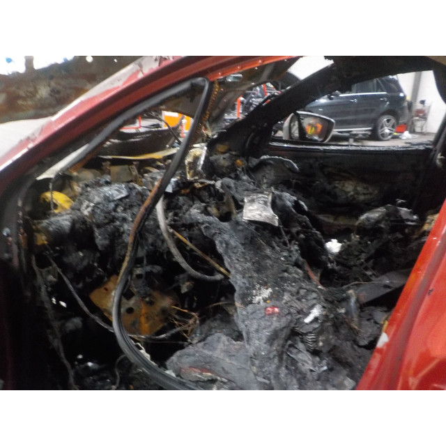 Elektrisch betriebene Fensterhebermechanismus hinten rechts Mazda CX-3 (2015 - Präsens) SUV 2.0 SkyActiv-G 120 (PEXB)