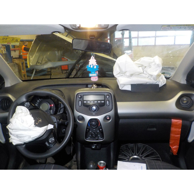 Elektrisch betriebene Fensterhebermechanismus vorne rechts Peugeot 108 (2014 - Präsens) Hatchback 1.0 12V (1KRFE(CFB))
