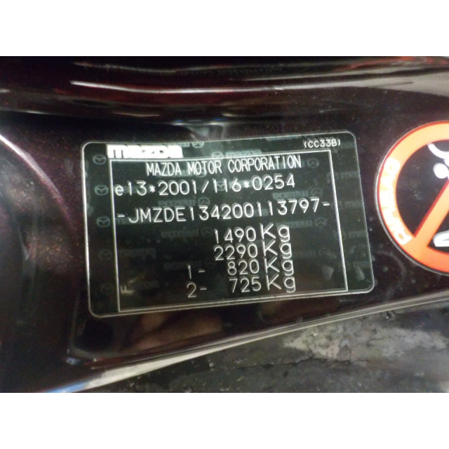 Elektrisch betriebene Fensterhebermechanismus vorne rechts Mazda 2 (DE) (2008 - 2015) Hatchback 1.4 CDVi 16V (Y404)