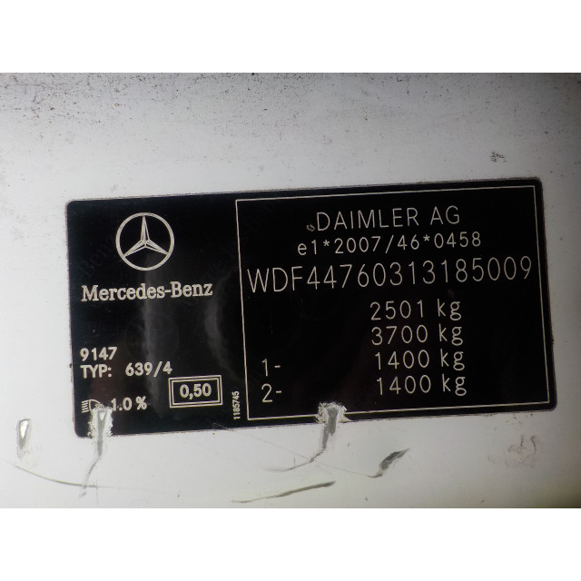 Handschuhfach Mercedes-Benz Vito (447.6) (2014 - Präsens) Van 1.6 109 CDI 16V (OM622.951(R9M-503))