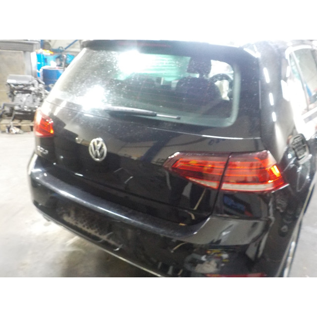Handbremslöser Volkswagen Golf VII (AUA) (2015 - 2020) Hatchback 1.0 TSI 12V BlueMotion (DKRF)