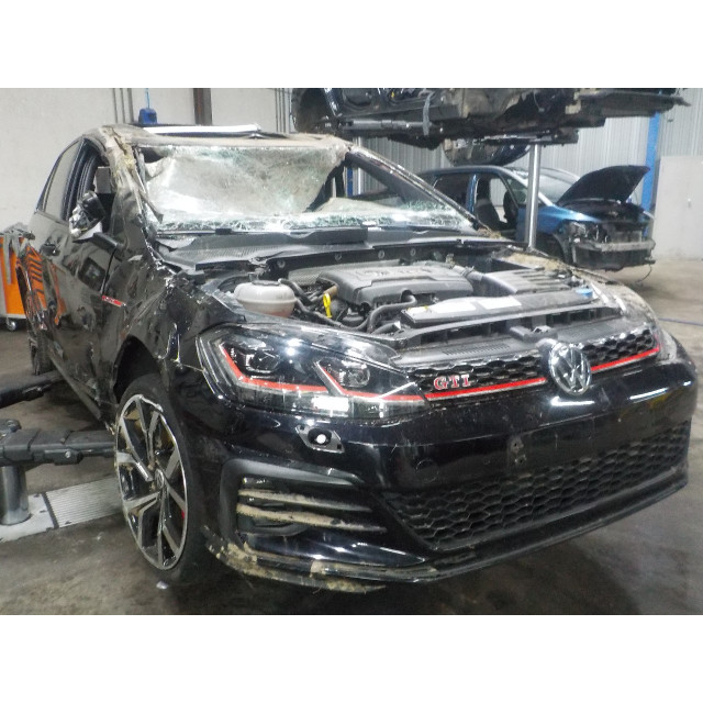 Steuergerät Zentralverriegelung Volkswagen Golf VII (AUA) (2017 - 2020) Hatchback 2.0 GTI 16V Performance Package (DLBA)