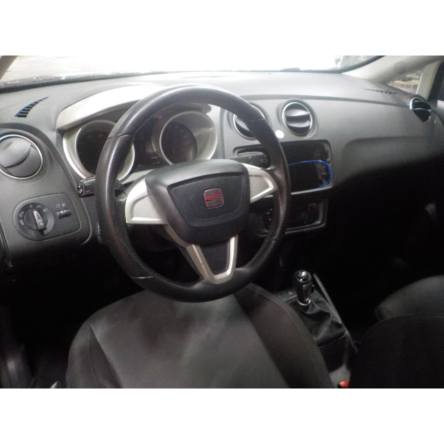 Rechte vordere Tür Seat Ibiza IV SC (6J1) (2008 - 2015) Hatchback 3-drs 1.4 16V (BXW)
